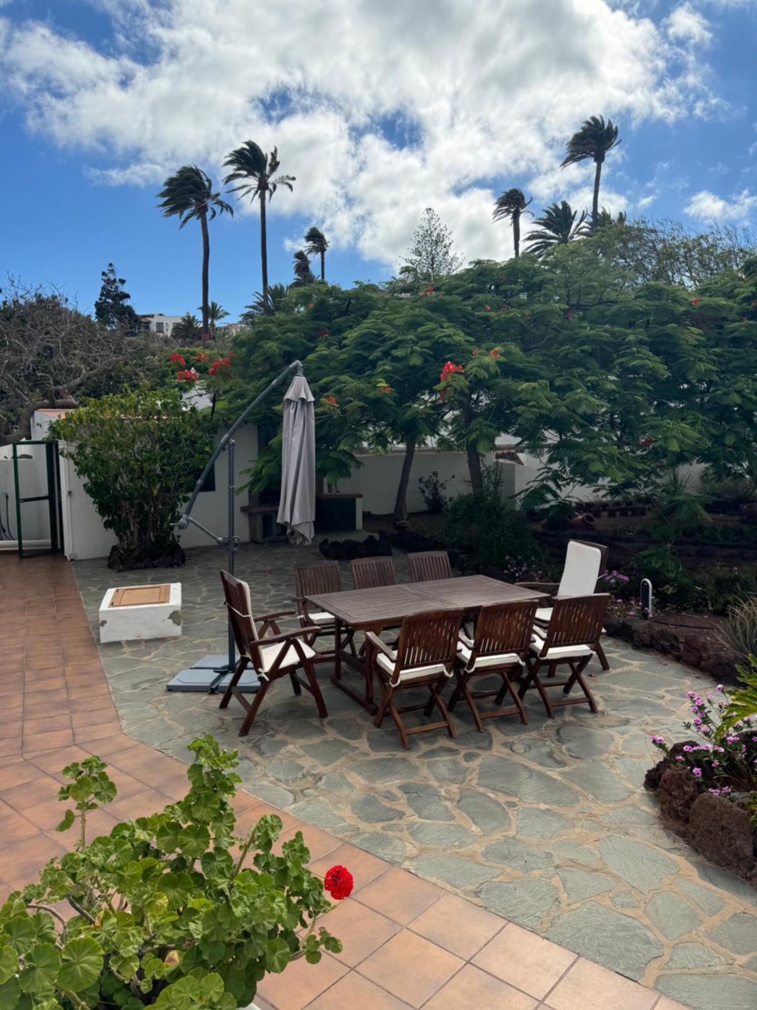 La Finca. Casa En Ciudad. Zona Residencial Muy Tranquila Telde Exteriör bild