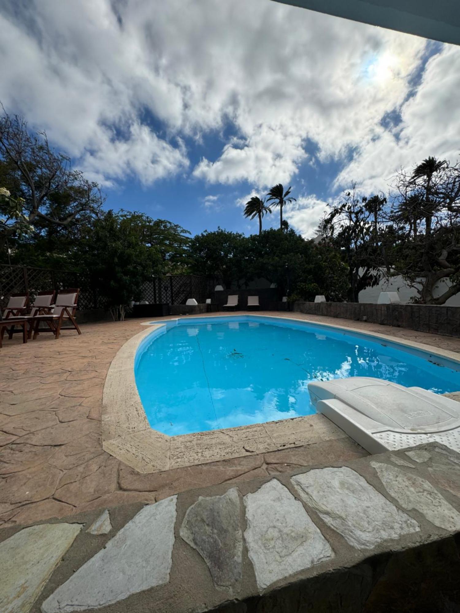 La Finca. Casa En Ciudad. Zona Residencial Muy Tranquila Telde Exteriör bild